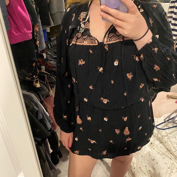 •2/$50• Lovestitch Boho Long Sleeve Floral Mini Dress - Picture 5 of 5